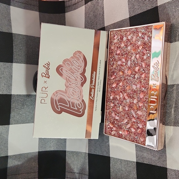 Eyeshadow pallette "Barbie" - Picture 1 of 6